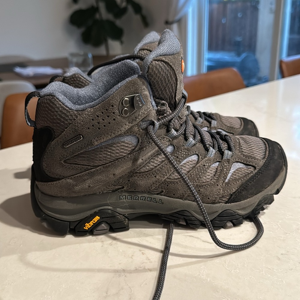 Merrell hiking boots -Moab 3 waterproof